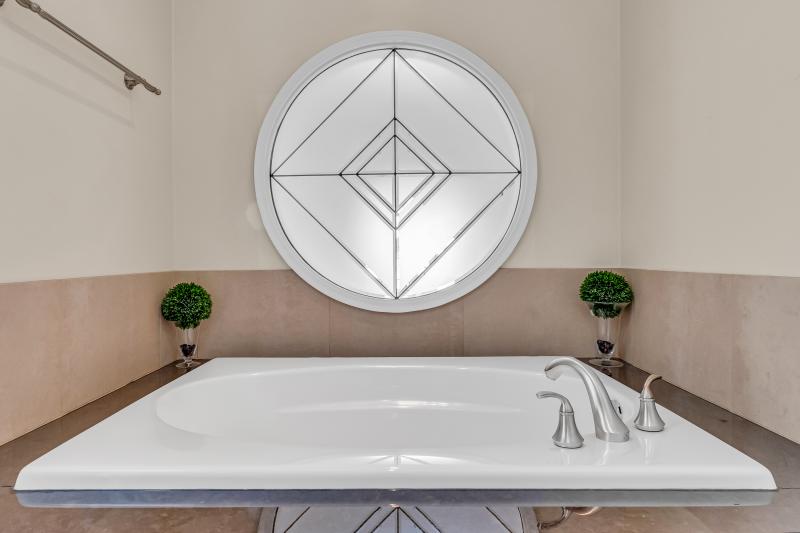 Master Ensuite 