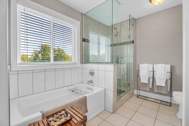 Master Ensuite 