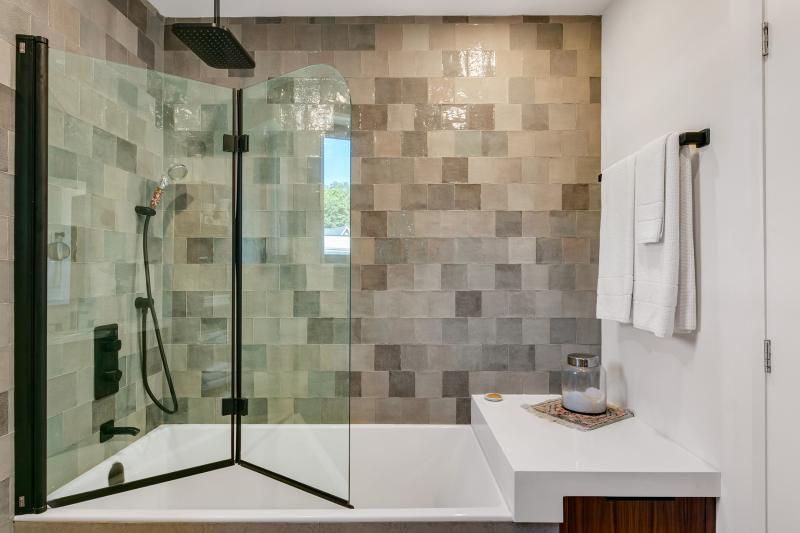 Master Ensuite 