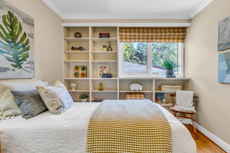 Built in Shelving