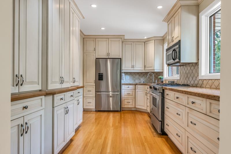 Large Kitchen