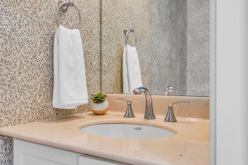 Primary Ensuite 