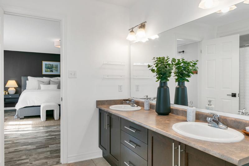 Master Ensuite 