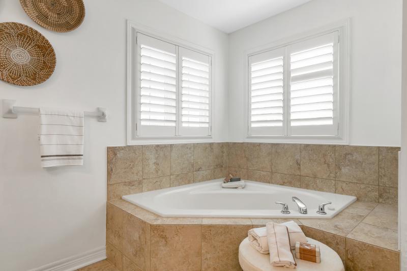 Master Ensuite 