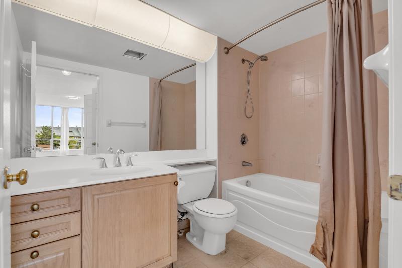 Master Ensuite 