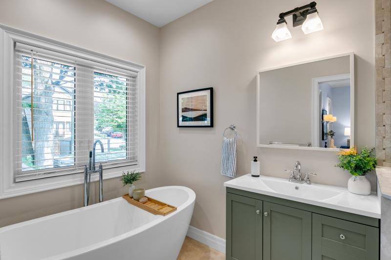 Master Ensuite 