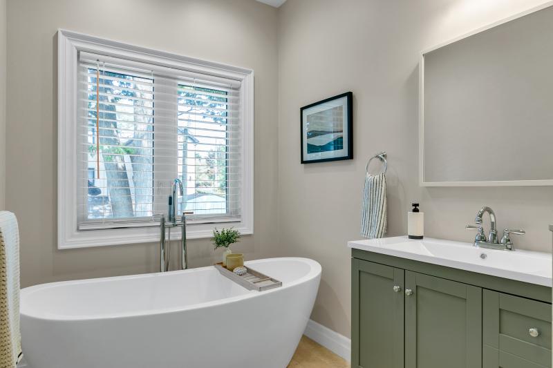 Master Ensuite 