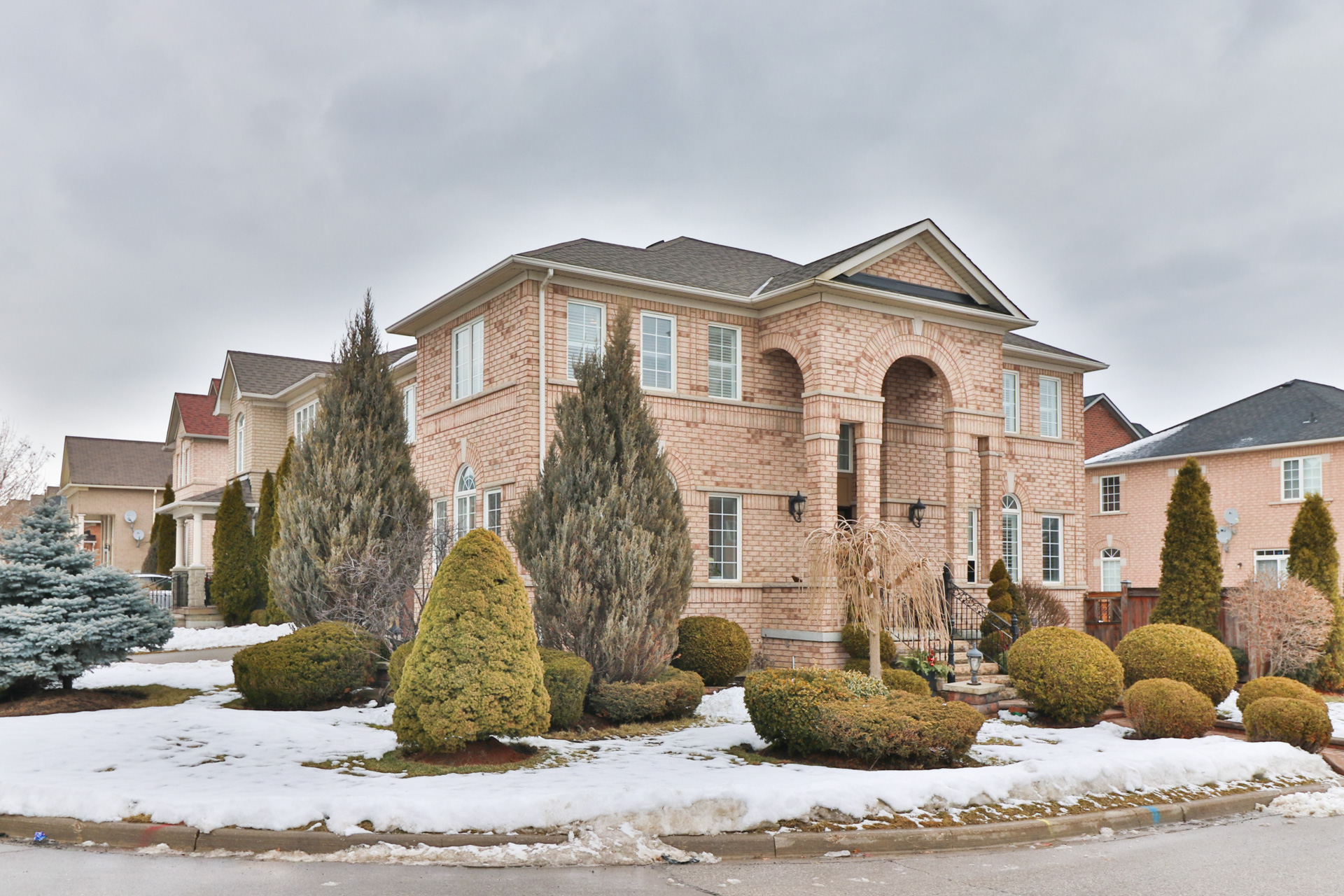 Slideshow PropertySpaces 75 Chateau Drive, Woodbridge, ON, Canada