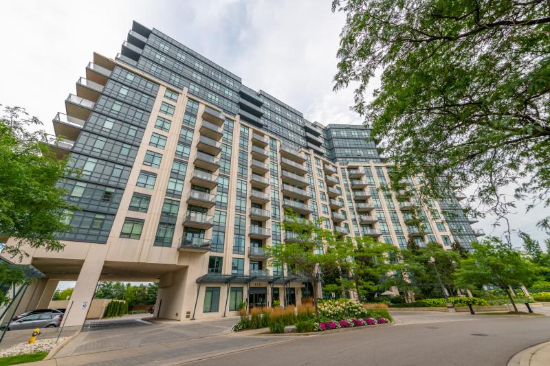 Slideshow PropertySpaces 1135 Royal York Road, Etobicoke, ON