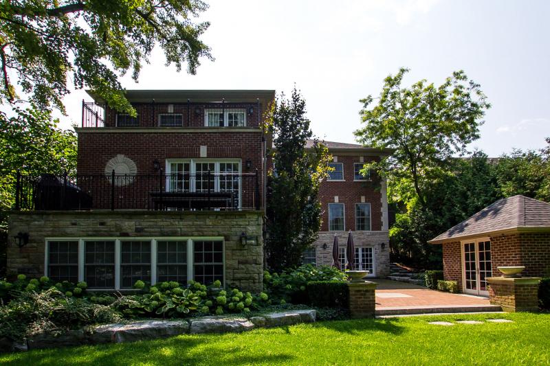 Slideshow PropertySpaces 48 Edenbridge Drive, Etobicoke, ON, Canada