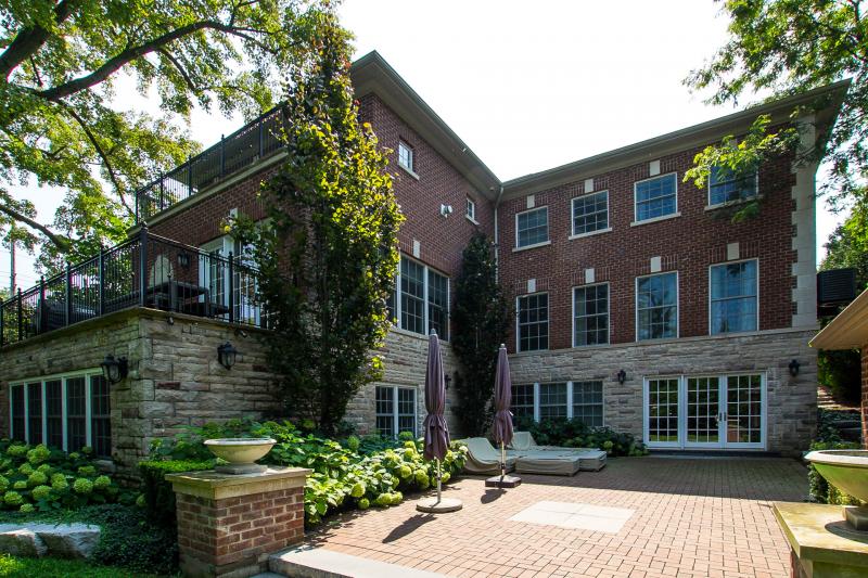 Slideshow PropertySpaces 48 Edenbridge Drive, Etobicoke, ON, Canada