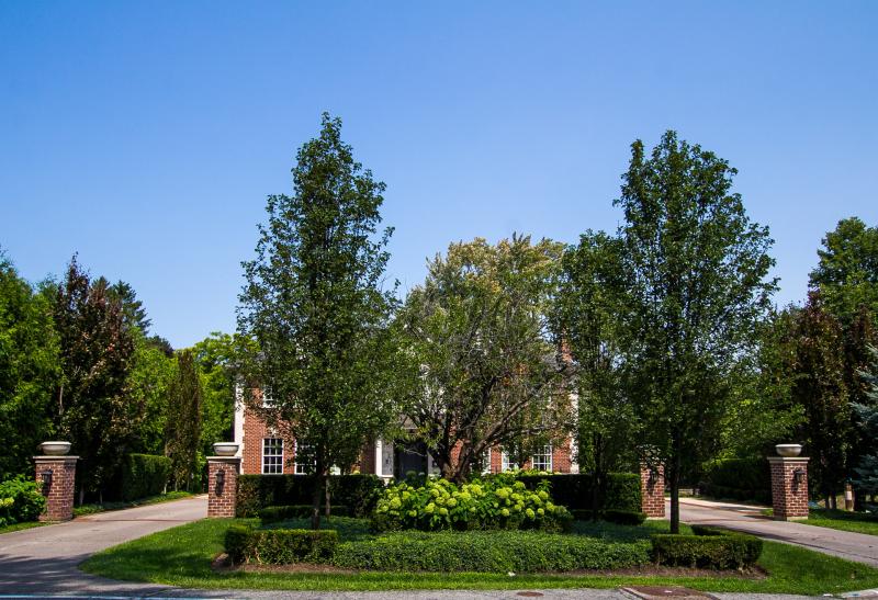 Slideshow PropertySpaces 48 Edenbridge Drive, Etobicoke, ON, Canada