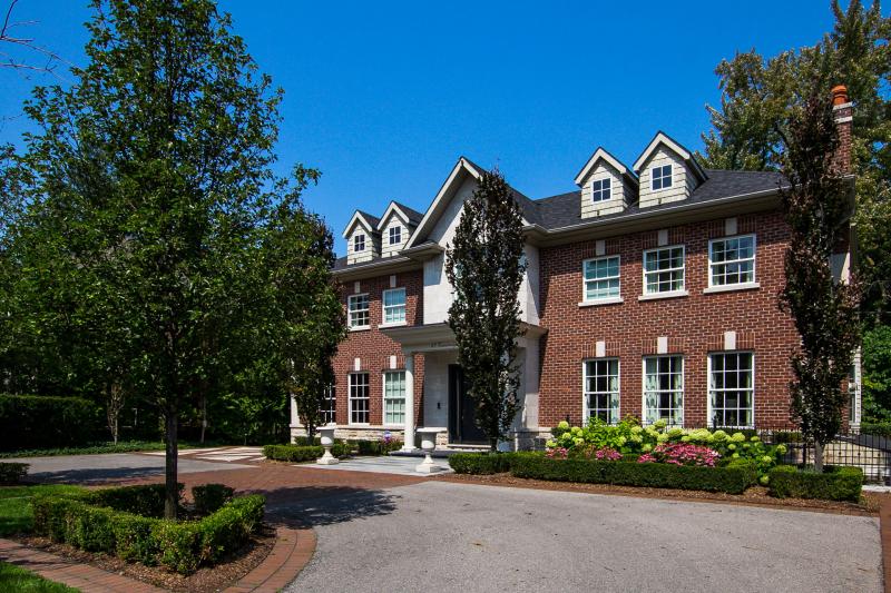 Slideshow PropertySpaces 48 Edenbridge Drive, Etobicoke, ON, Canada