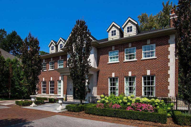 Slideshow PropertySpaces 48 Edenbridge Drive, Etobicoke, ON, Canada