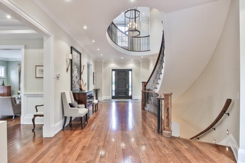 Slideshow PropertySpaces 48 Edenbridge Drive, Etobicoke, ON, Canada