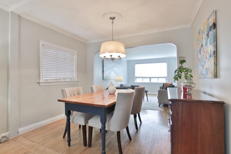 Slideshow PropertySpaces 15 Dalecrest Drive, East York, ON, Canada