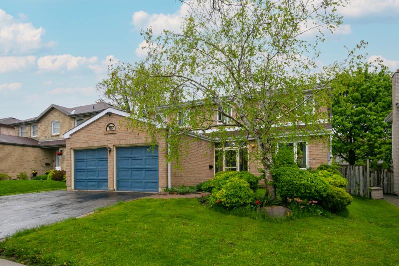 Slideshow PropertySpaces 782 Aspen Road, Pickering, ON, Canada