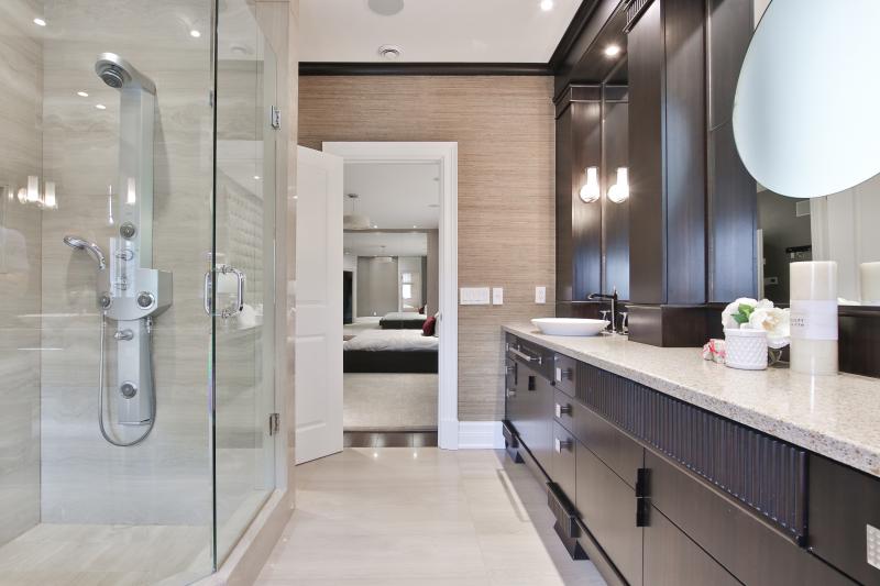 Master Ensuite 