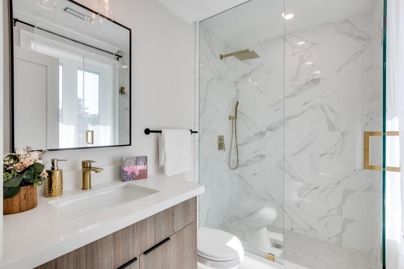 Second Ensuite 