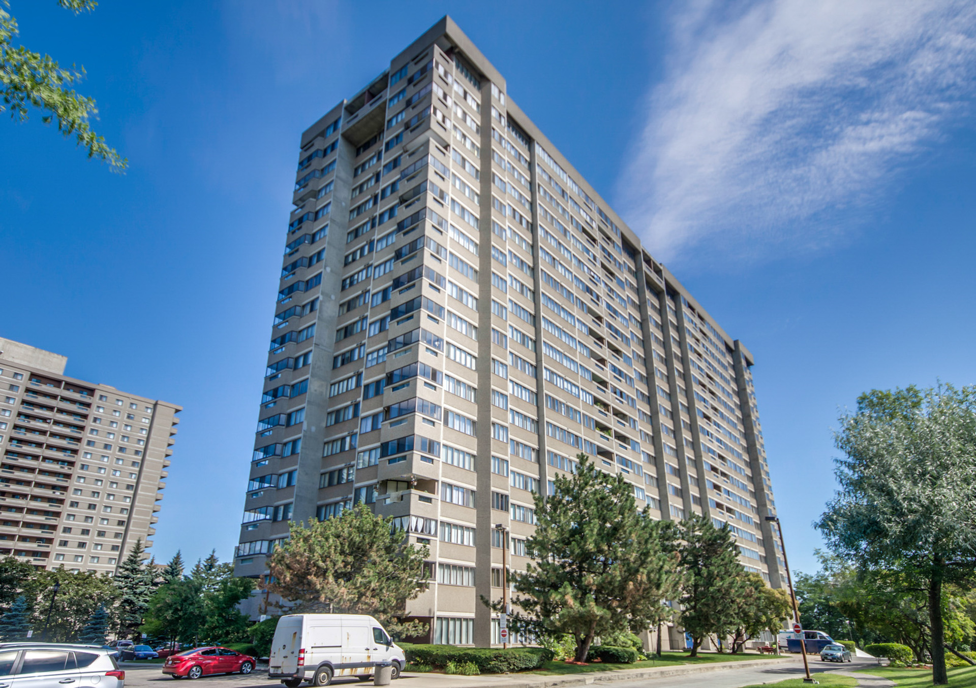 Slideshow PropertySpaces 50 Elm Drive East, Mississauga, ON