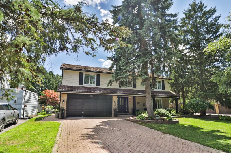 Slideshow PropertySpaces 53 John Street, Thornhill, ON, Canada