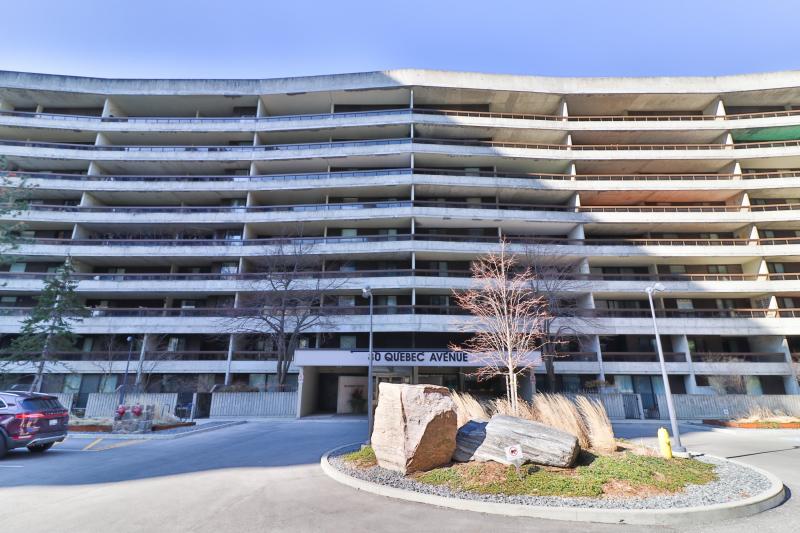 Slideshow PropertySpaces 80 Quebec Avenue, Toronto, ON, Canada, Unit 401