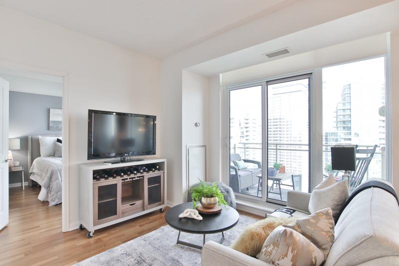 Slideshow PropertySpaces 21 Grand Magazine Street,