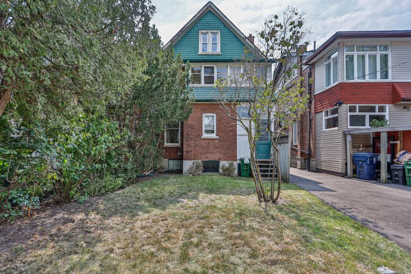 Slideshow PropertySpaces 18 Glenwood Avenue, Toronto, ON, Canada