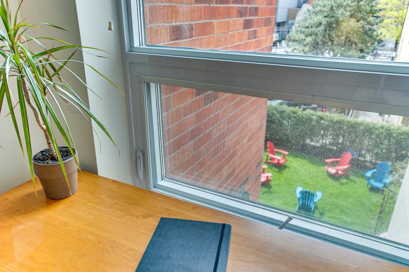 Slideshow PropertySpaces 77 Maitland Place, Toronto, ON M4Y 2V6, Canada, Unit 309