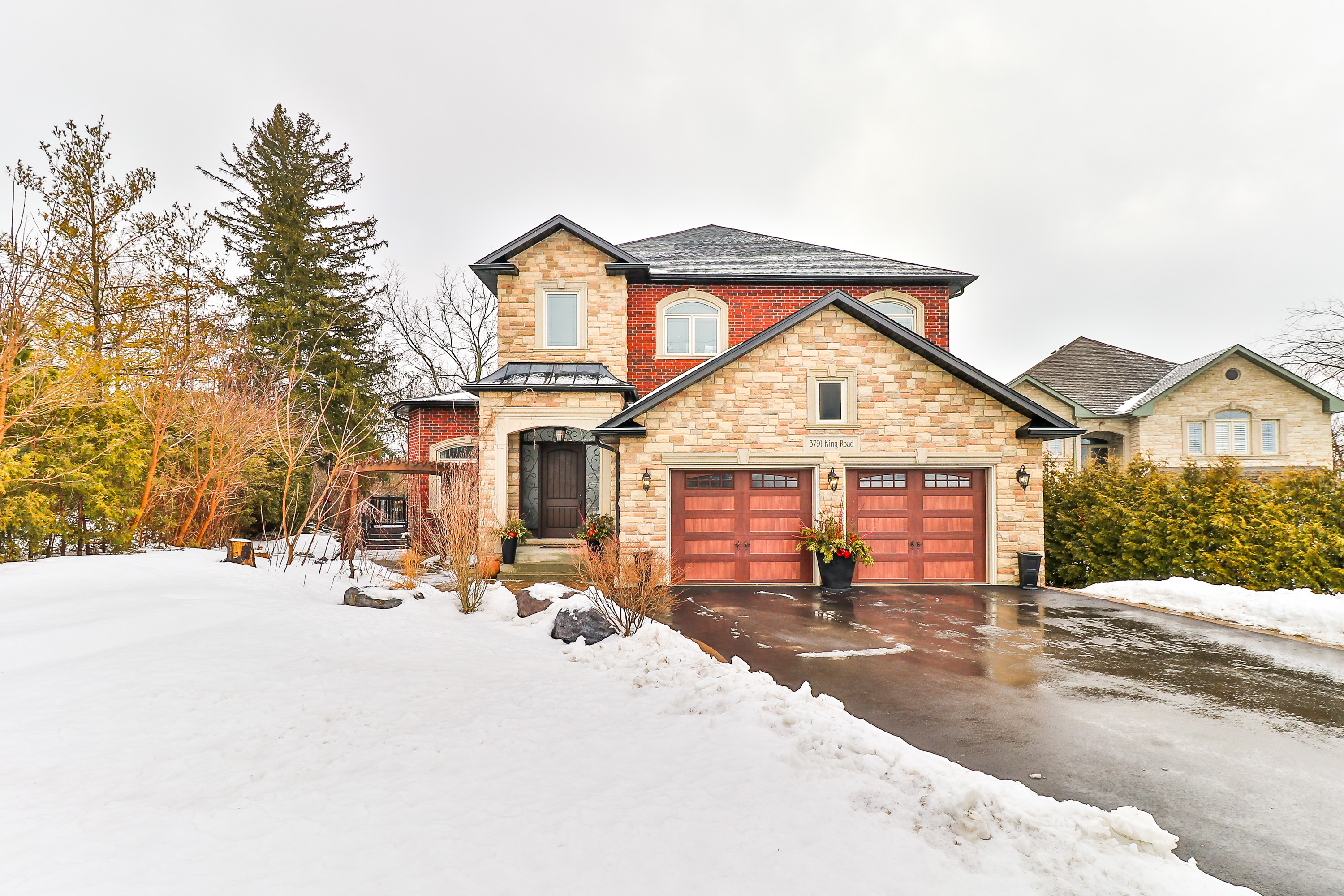 Slideshow PropertySpaces 3791 King Road, King City, ON, Canada