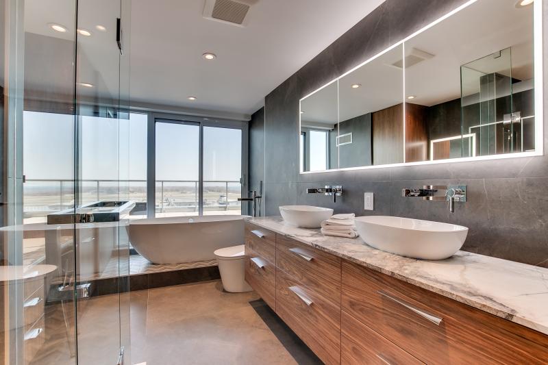 Master Ensuite 