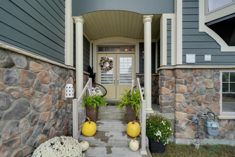 Exterior Front