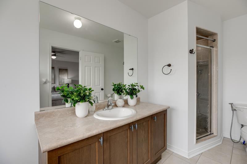 Master Ensuite 