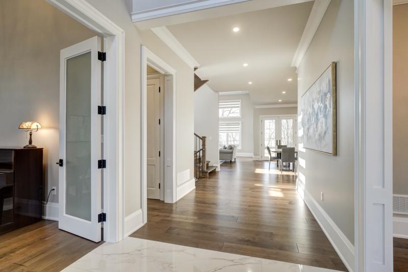 Slideshow PropertySpaces 256 Sandwell Drive, Oakville, Ontario L6L