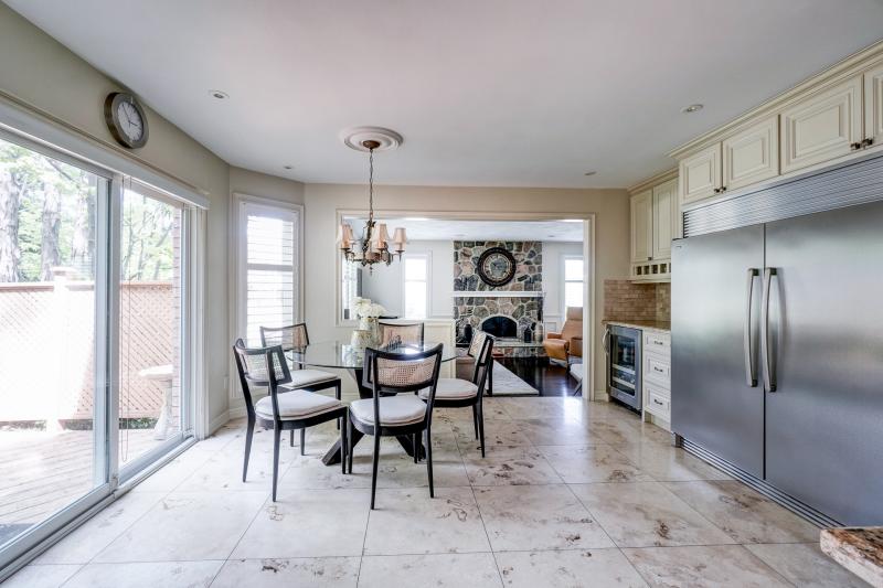 Slideshow PropertySpaces 1360 Hazelton Blvd. Burlington