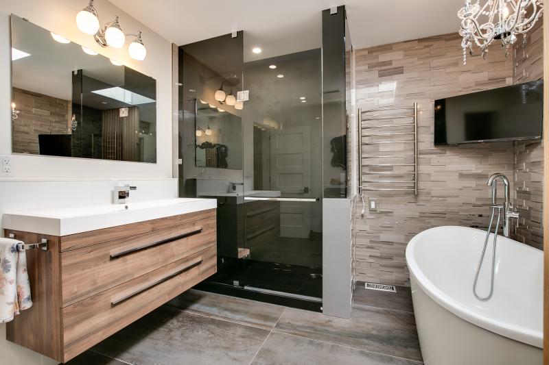 Master Ensuite 