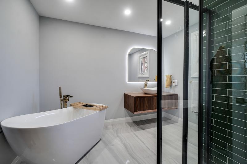 Master Ensuite 